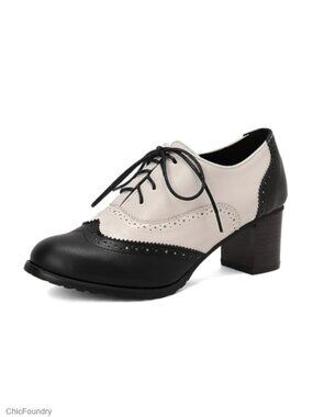 Vintage Oxford Heels 1950s Two Tone Lace Up Saddle Shoes Chunky Wingtip